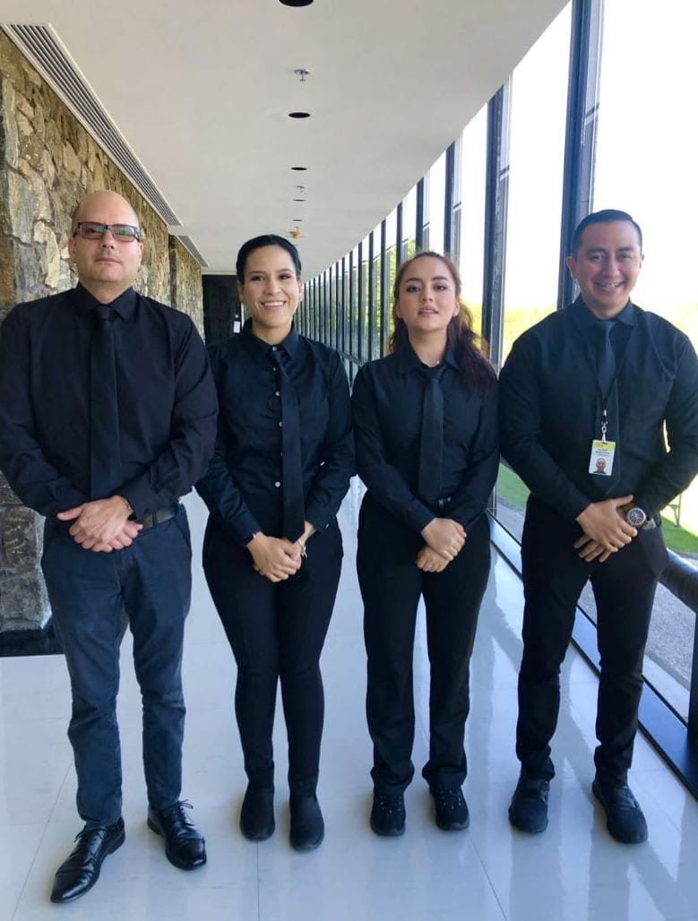 Party servers and food runners professional event wait staff for private celebrations, galas, and corporate events in Boston