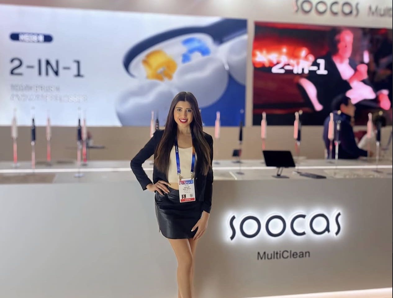 Trade show promotional staff in Las Vegas, corporate brand ambassadors for booths, demos, and lead capture